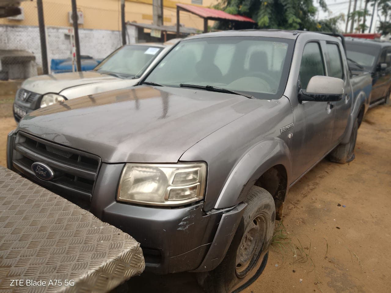 Veículo ligeiro Ford RANGER 4x4 - 2.9D-C/D
