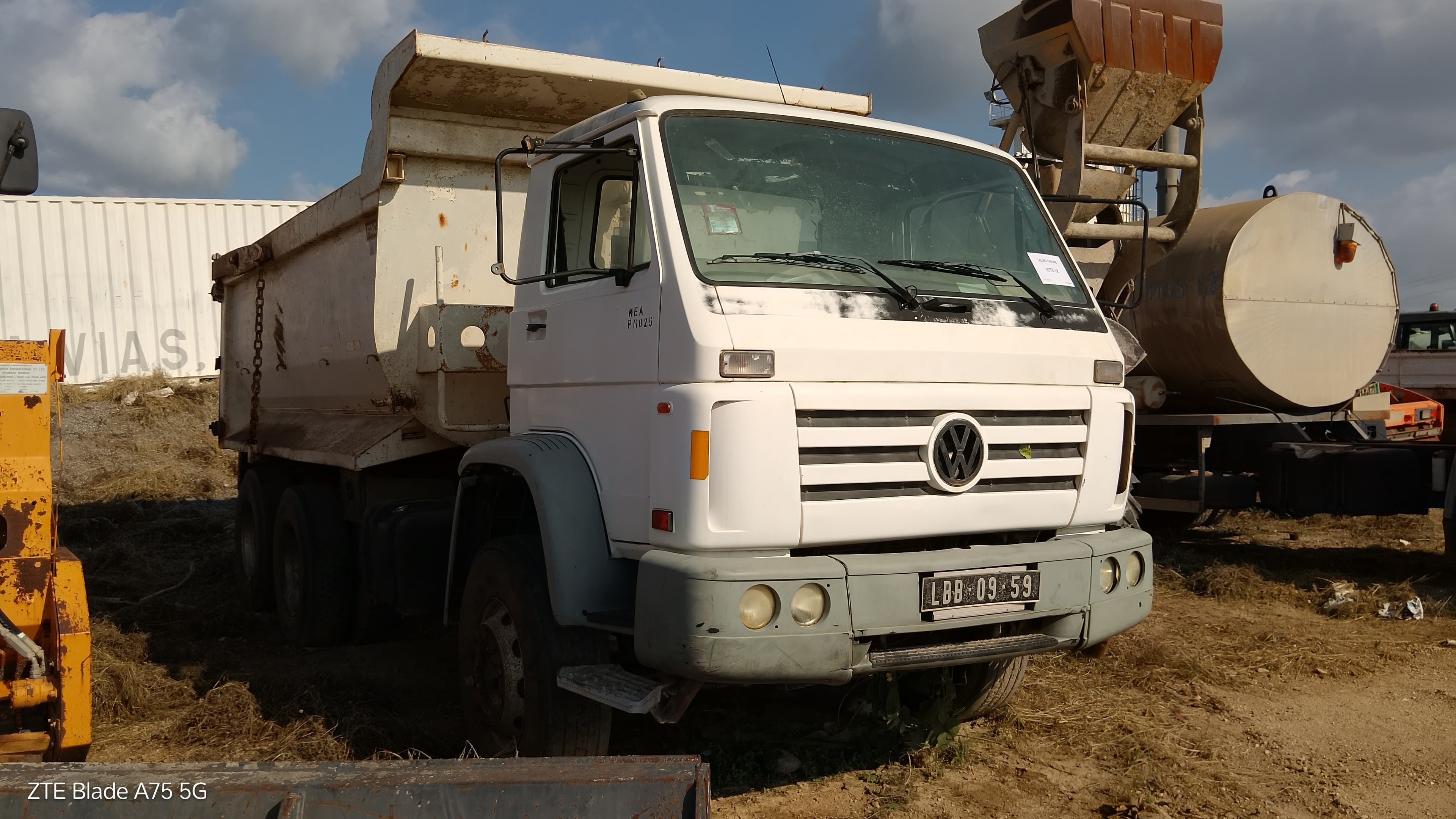 Camião Basculante VW  Worker 31-310