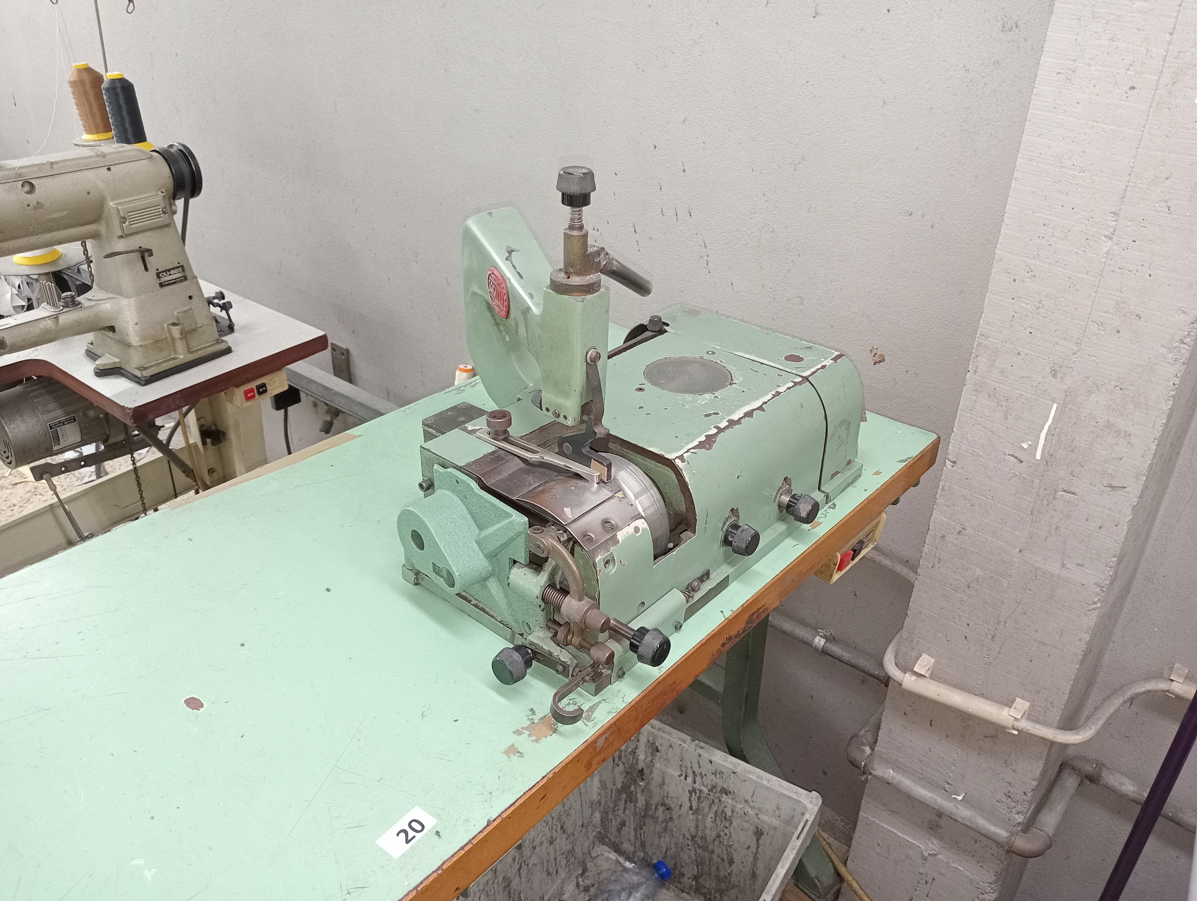 Máquina de facear