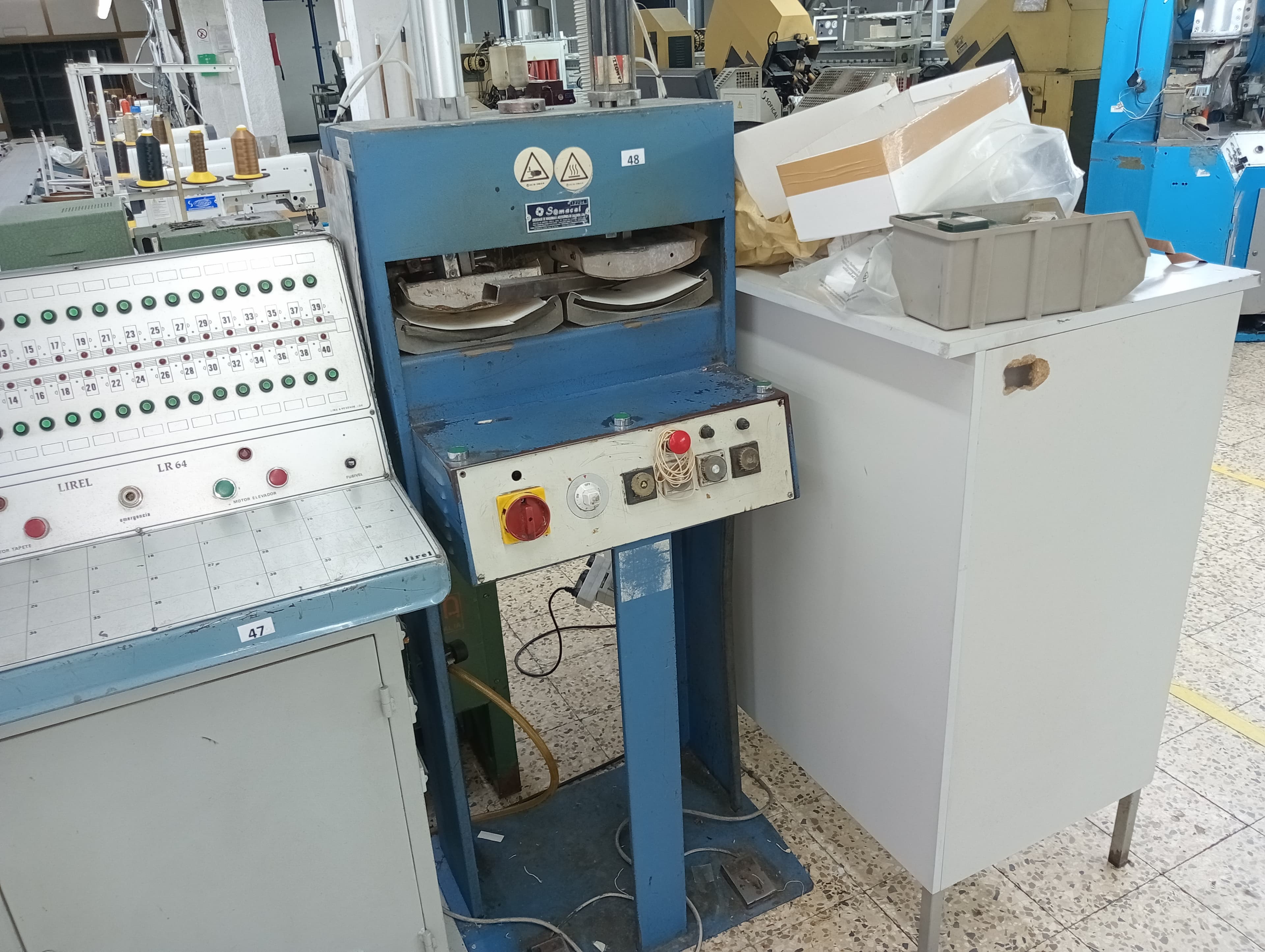 Máquina de testeiras