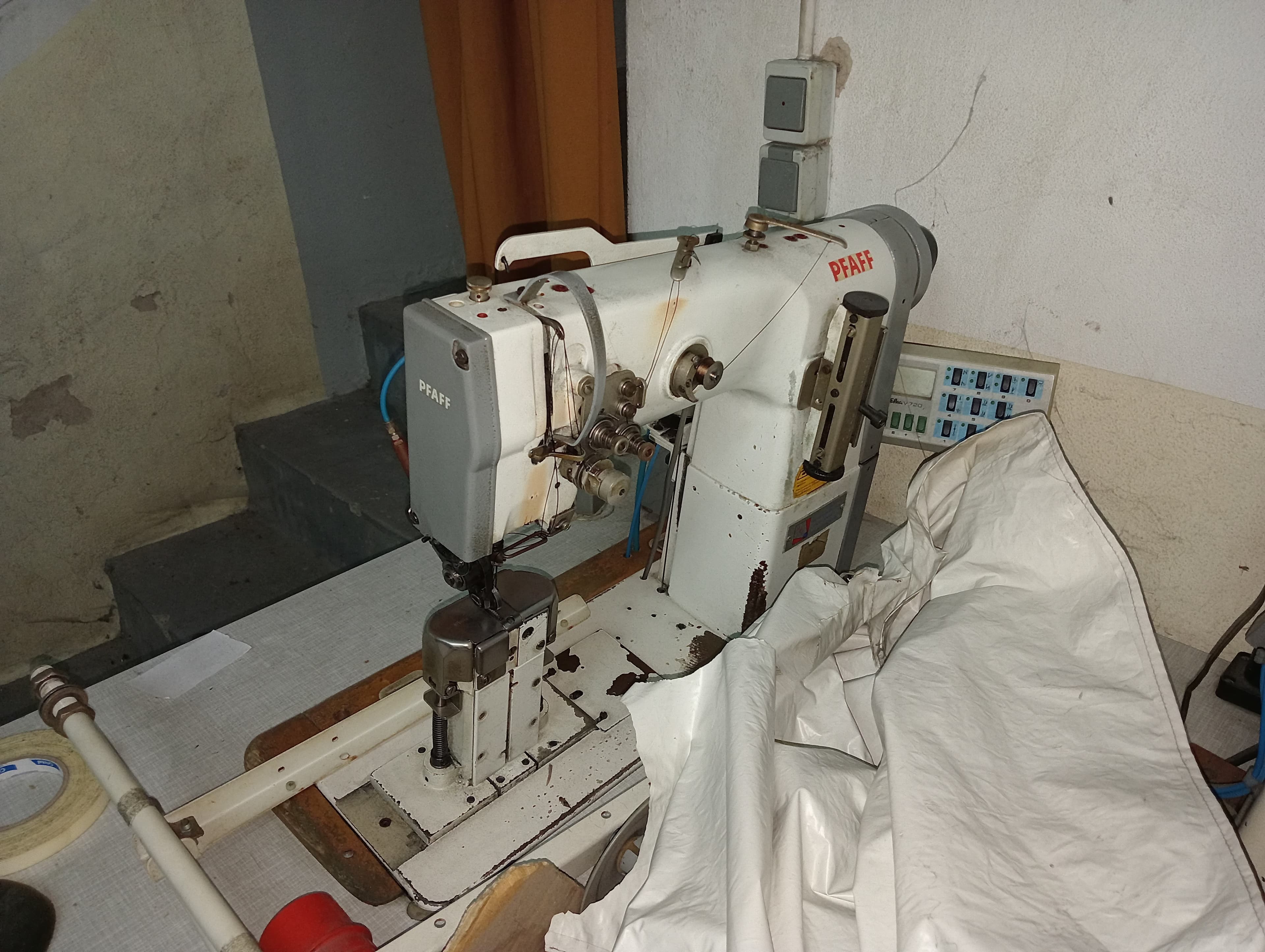 Máquina “PFAFF 294”