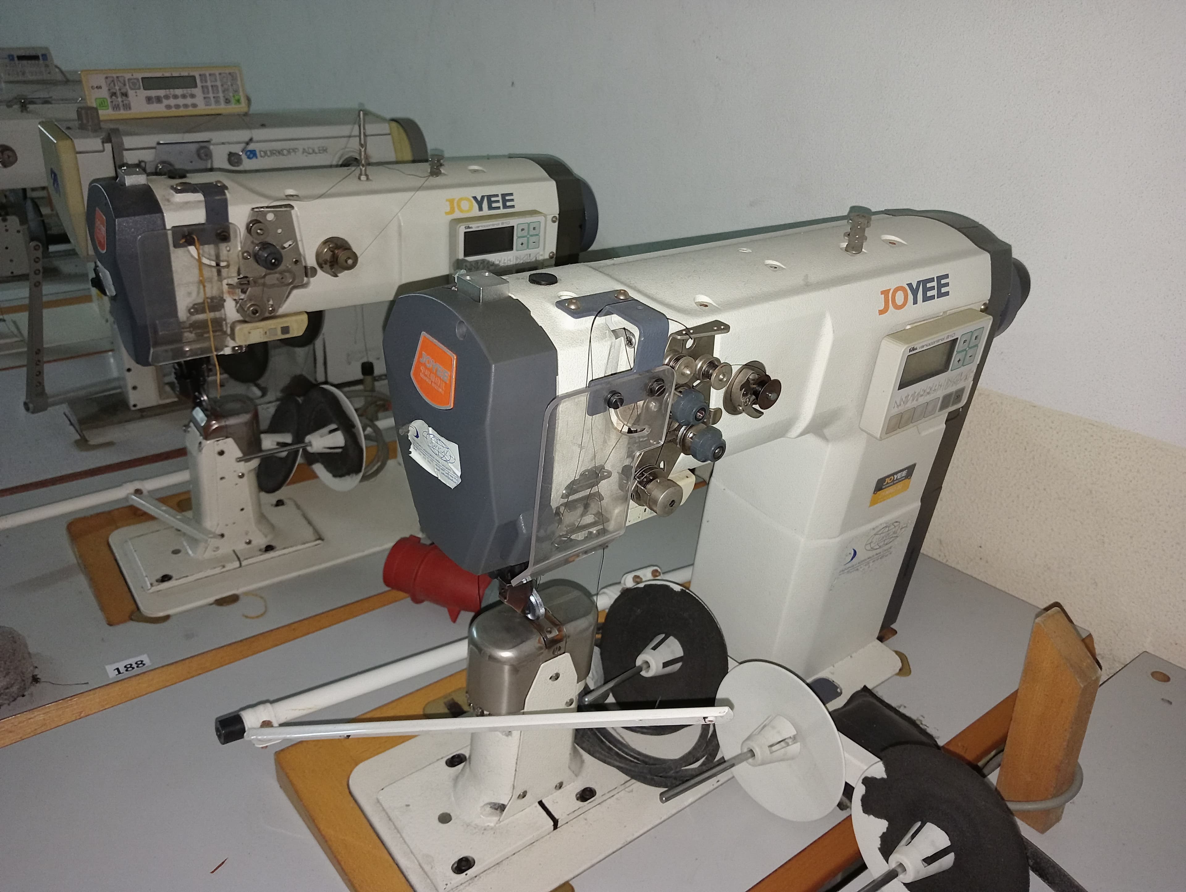 Máquina “JOYEE JY-H961-D3”