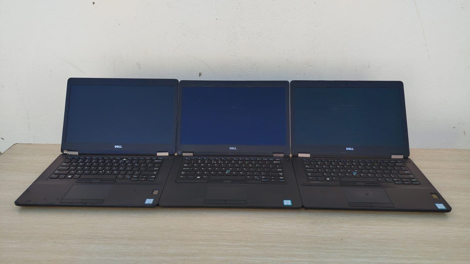 Laptops Dell