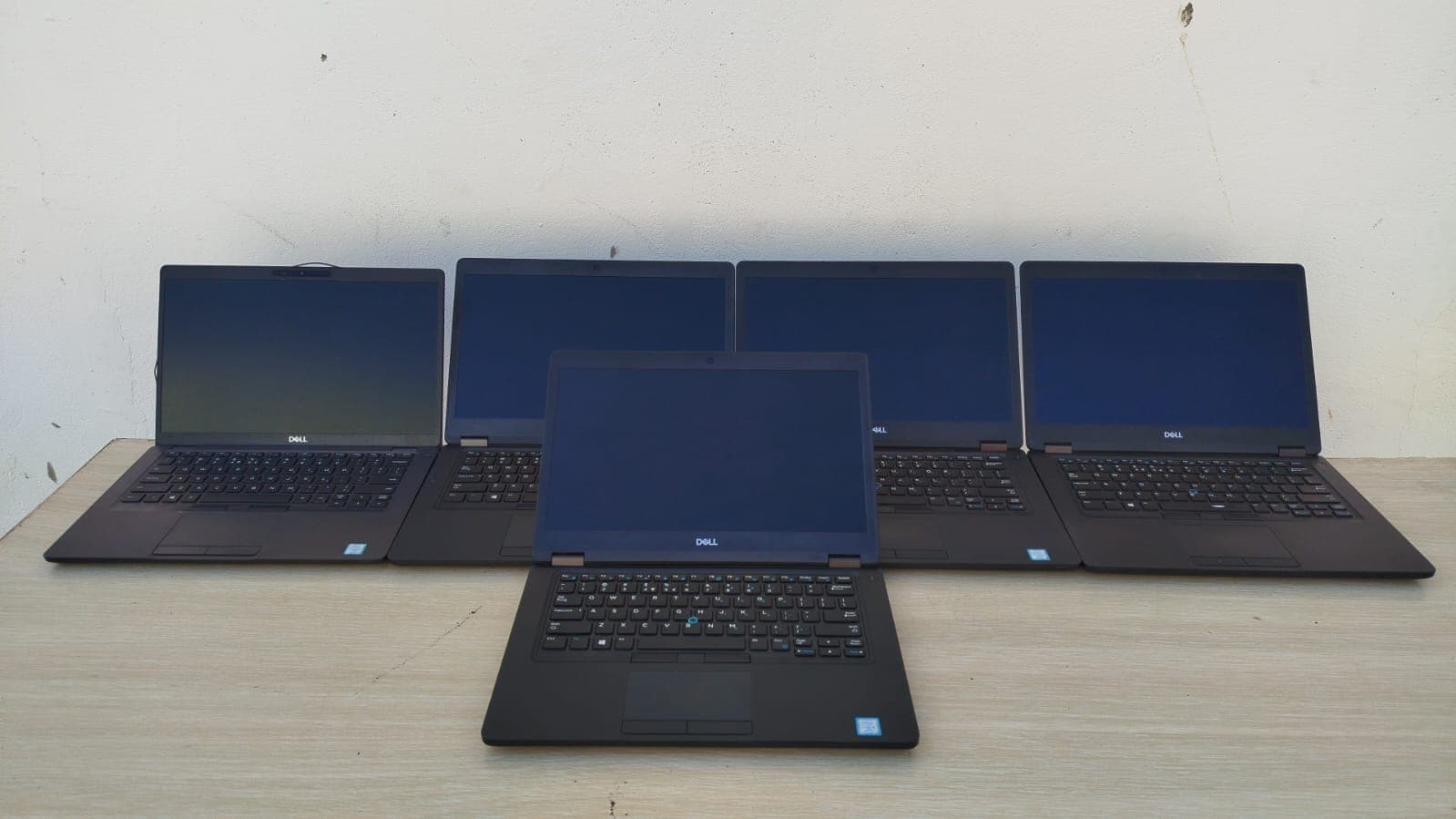 Laptops Dell