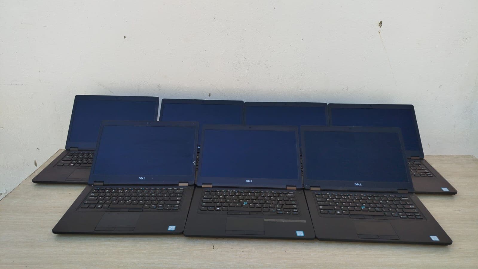 Laptops Dell