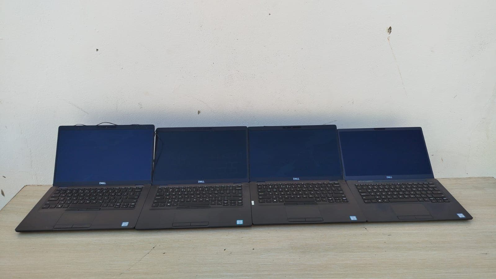 Laptops Dell