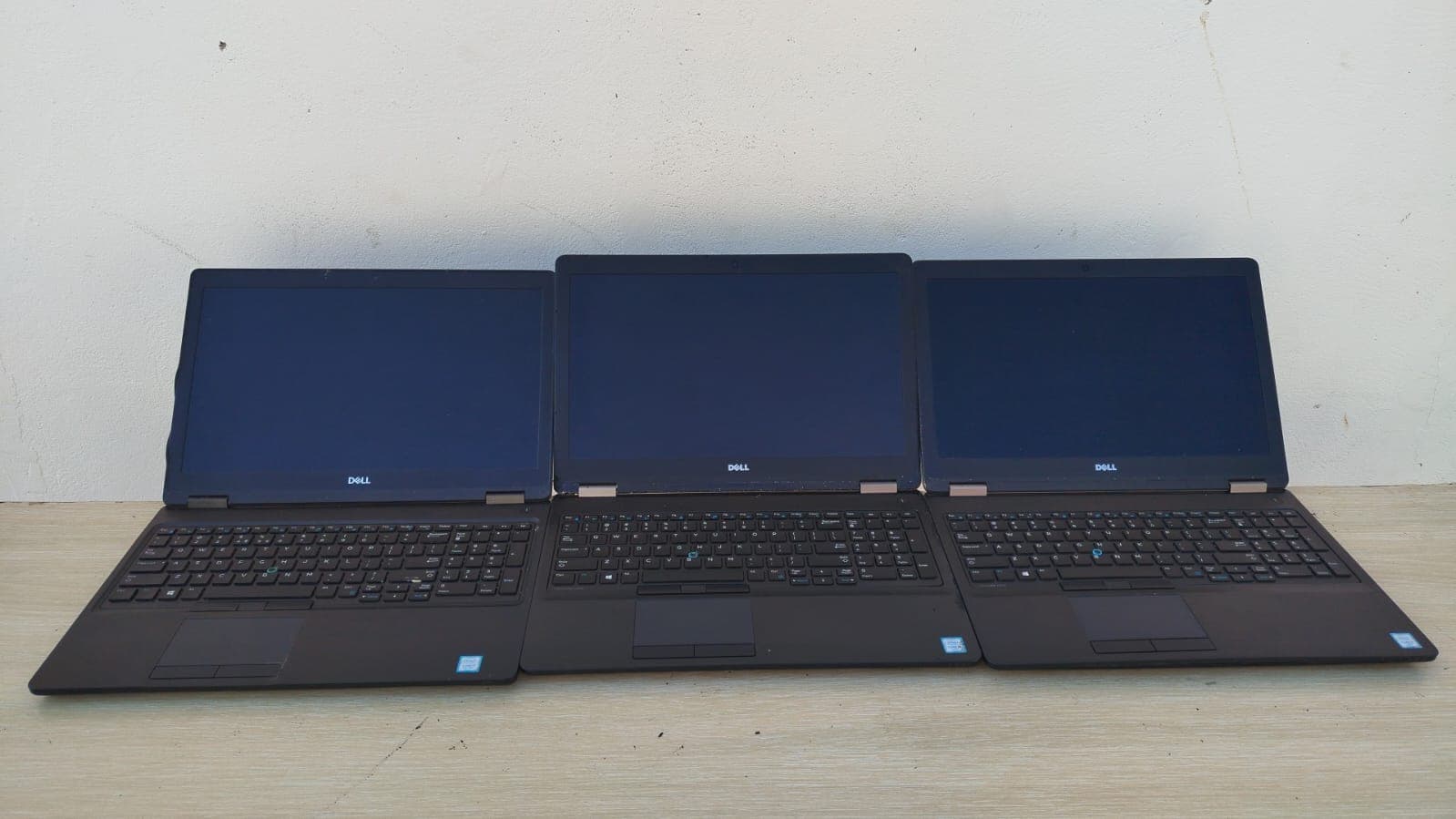 Laptops Dell
