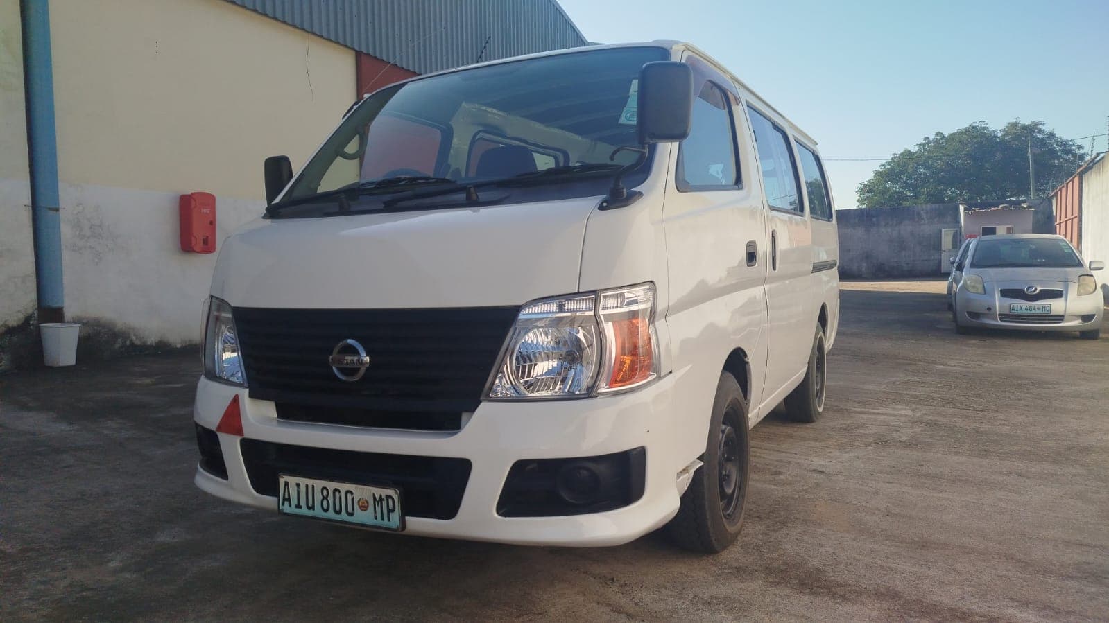 Nissan Caravan 2.50m - 2006