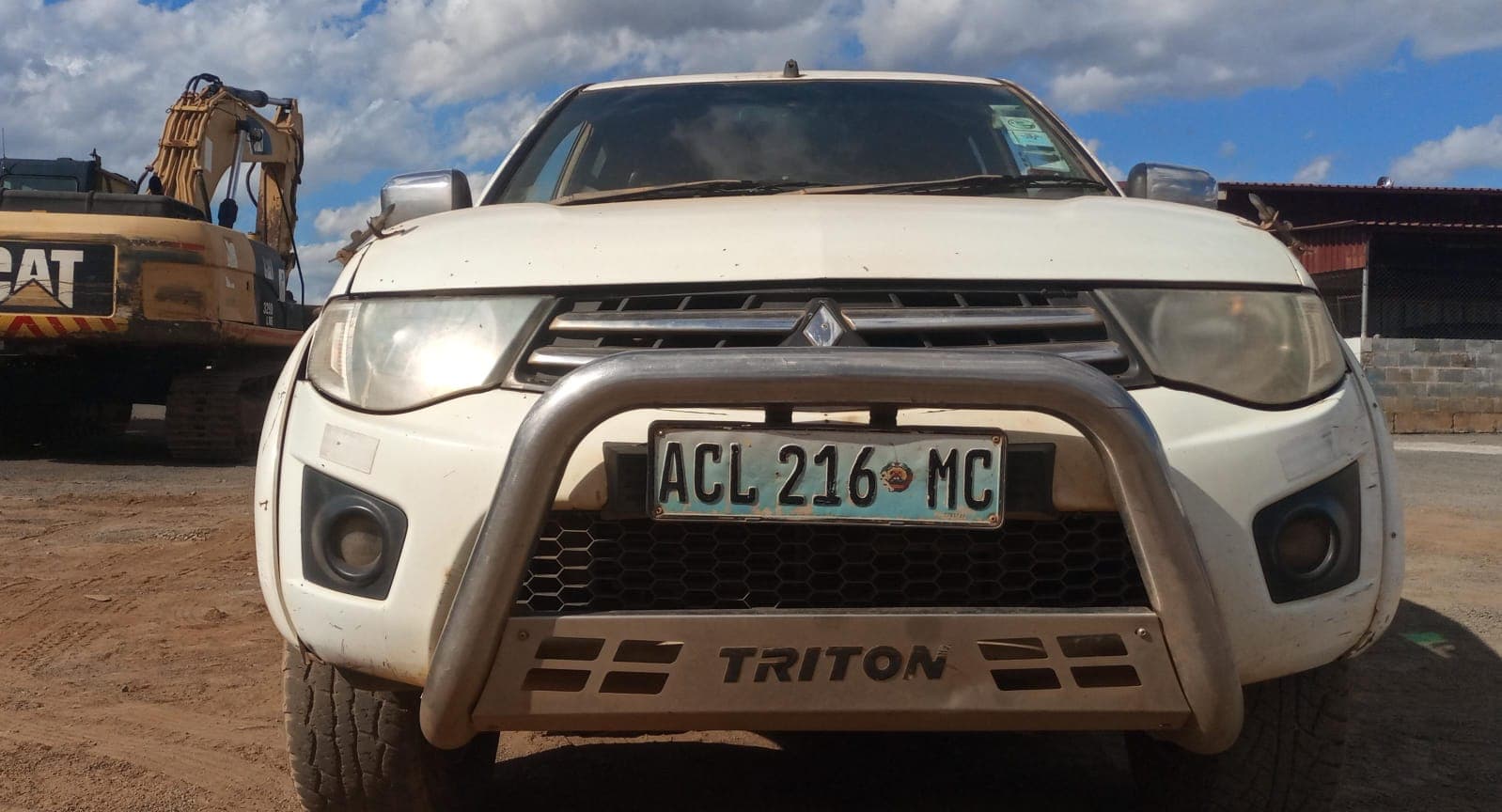 MITSUBISHI TRITON 3.2 GLS D/C - 2013