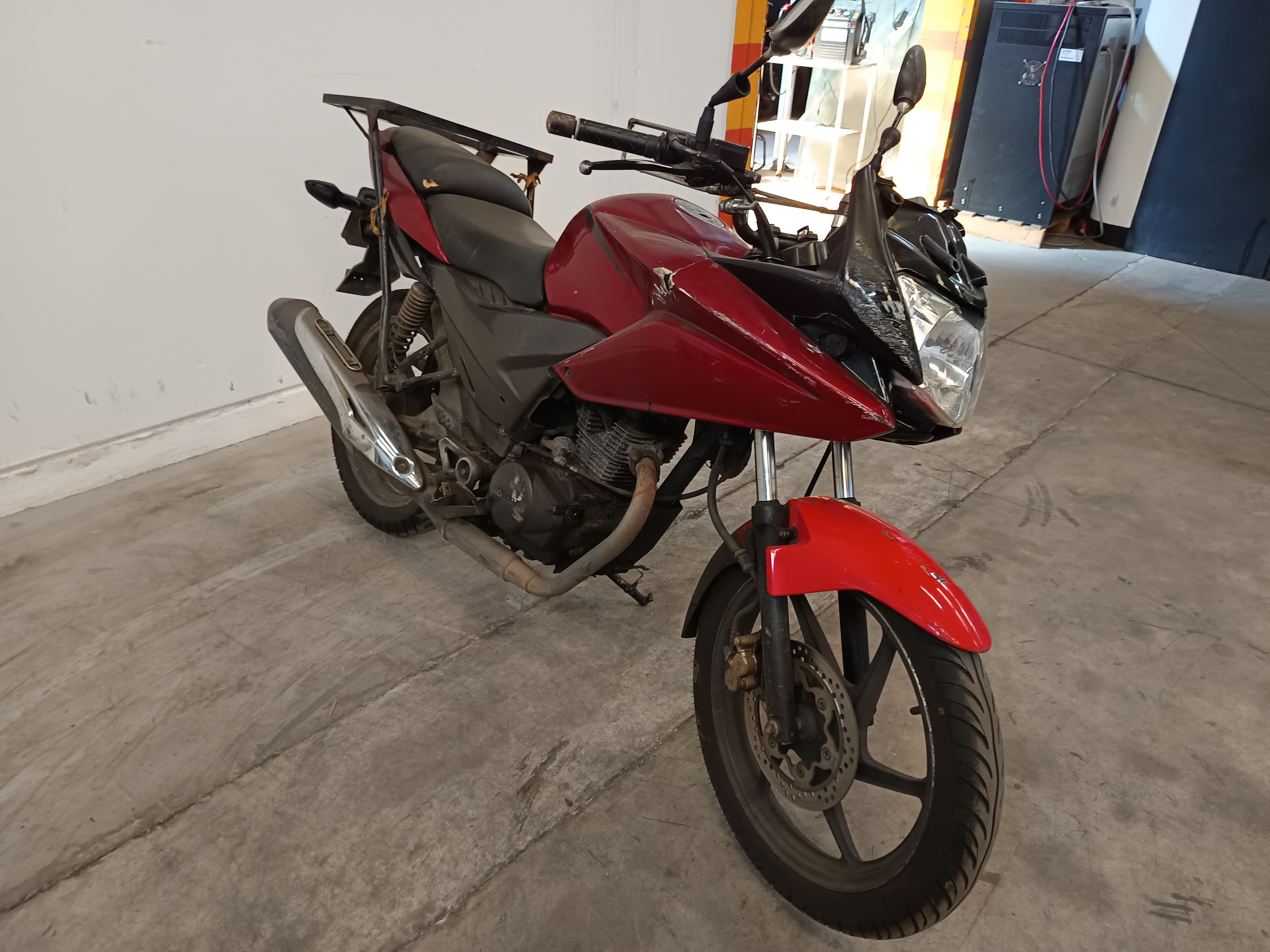 Honda 125 CBF · Ano 2014