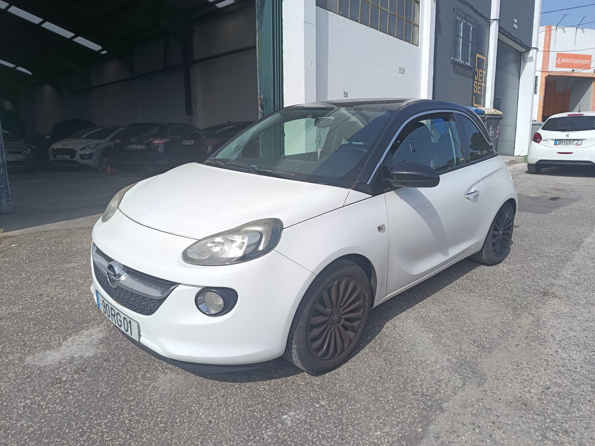 Opel Adam · Ano 2016