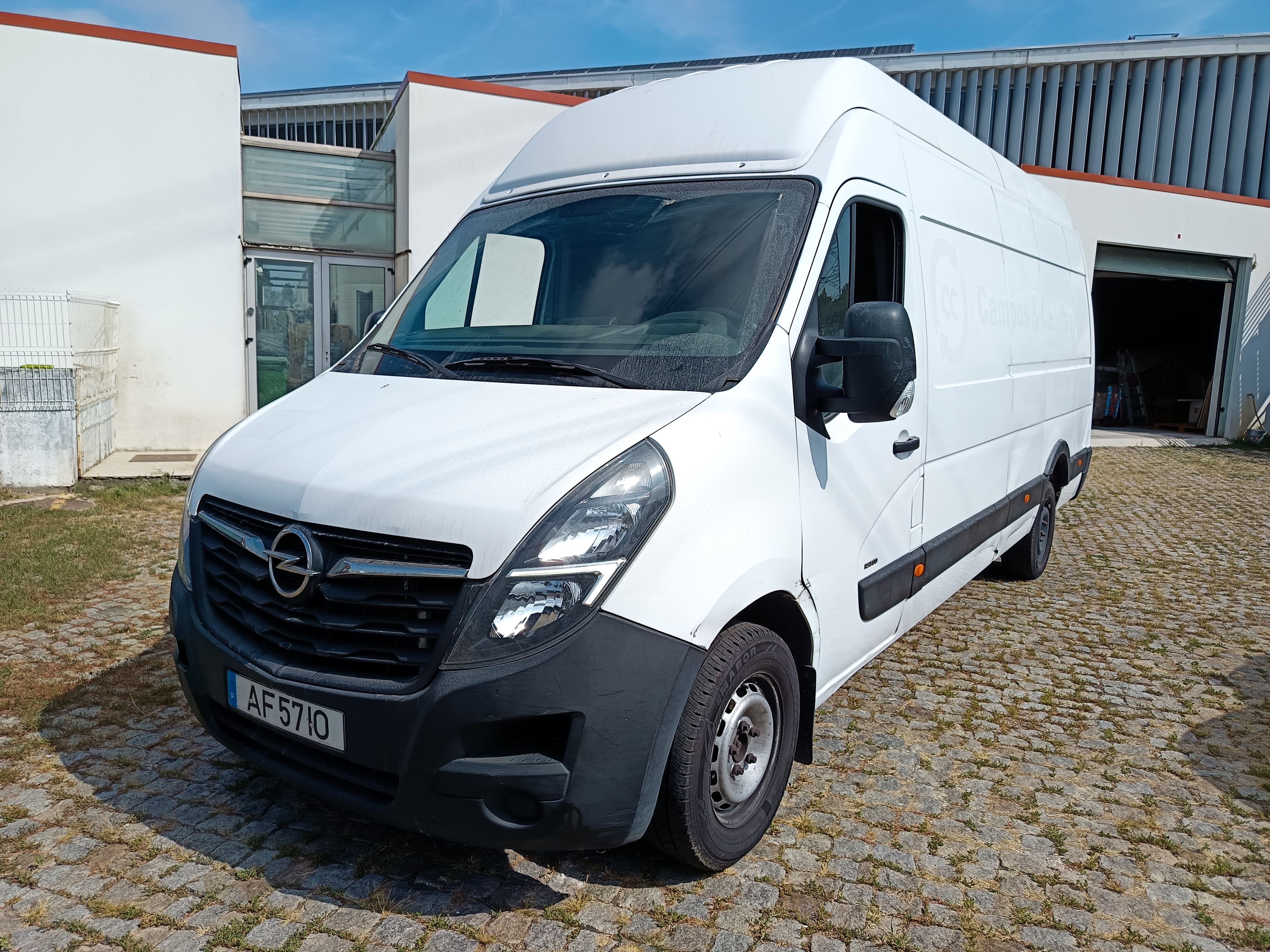 Opel Movano Turbo D · Ano 2021