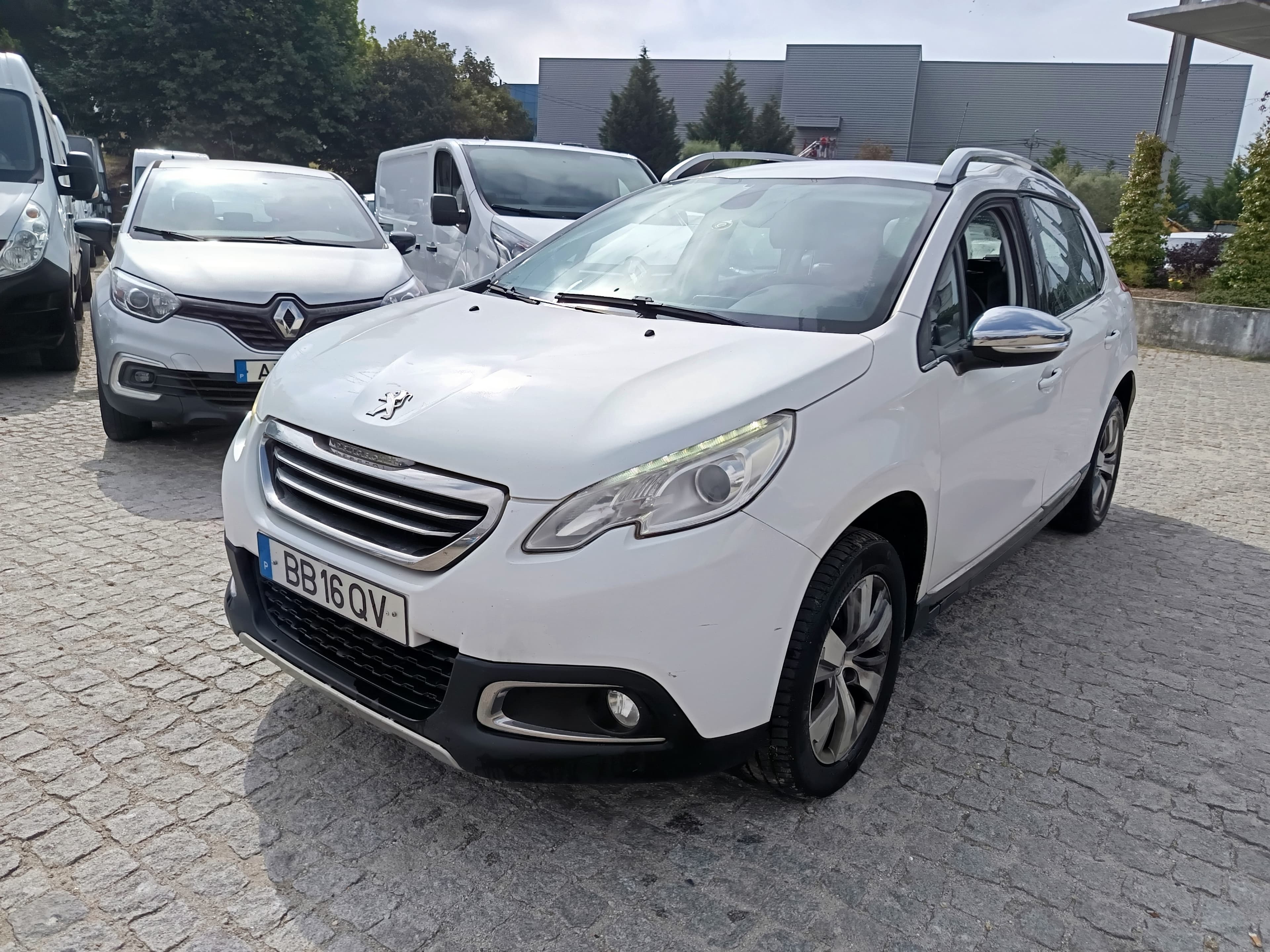 Peugeot 2008 · Ano 2014