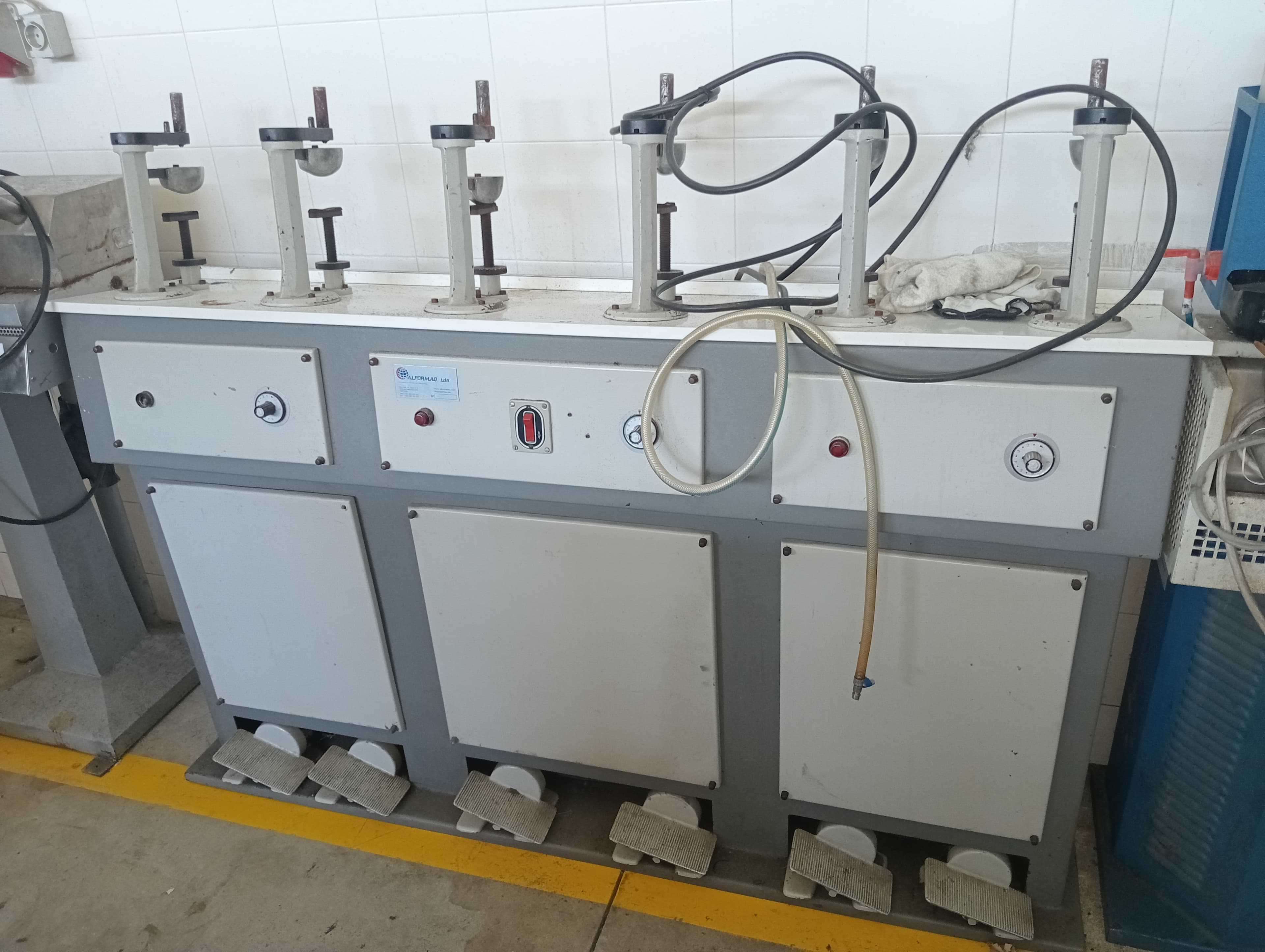 Máquina de Enformar Luvas