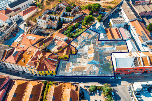 «Patio de la Quintinha en Lisboa a la venta en subasta por 2,3 millones»