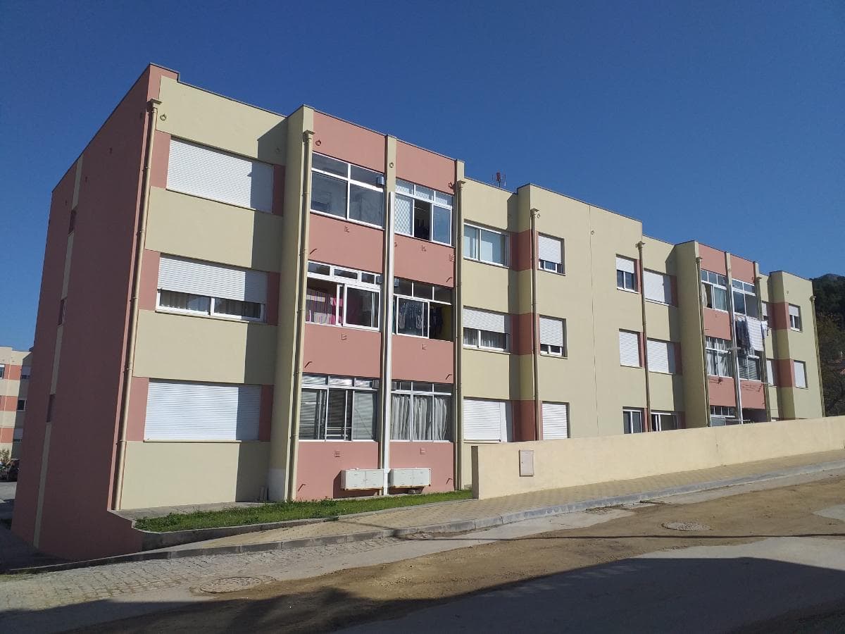 LEILÃO SUSPENSO · 1/5 de Apartamento T4 · Vila Nova de Cerveira — imagem 2