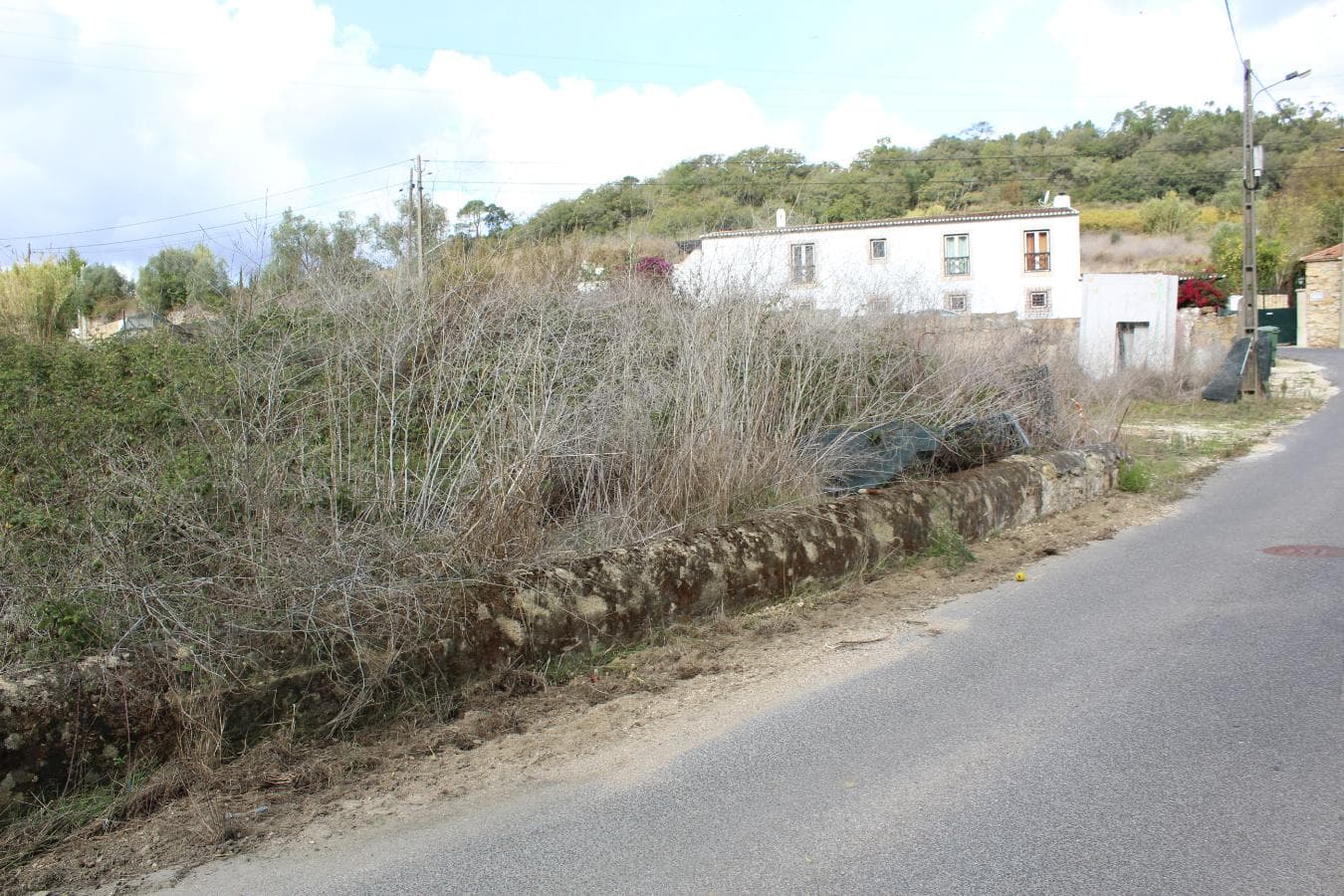 Terreno c/potencialidade construtiva · Sobral de Monte Agraço — imagem 9