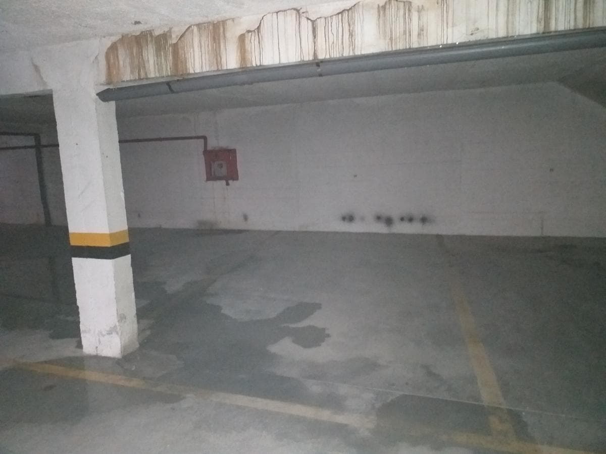 1/2 de Plaza de Garaje · Aveiro — imagen 2