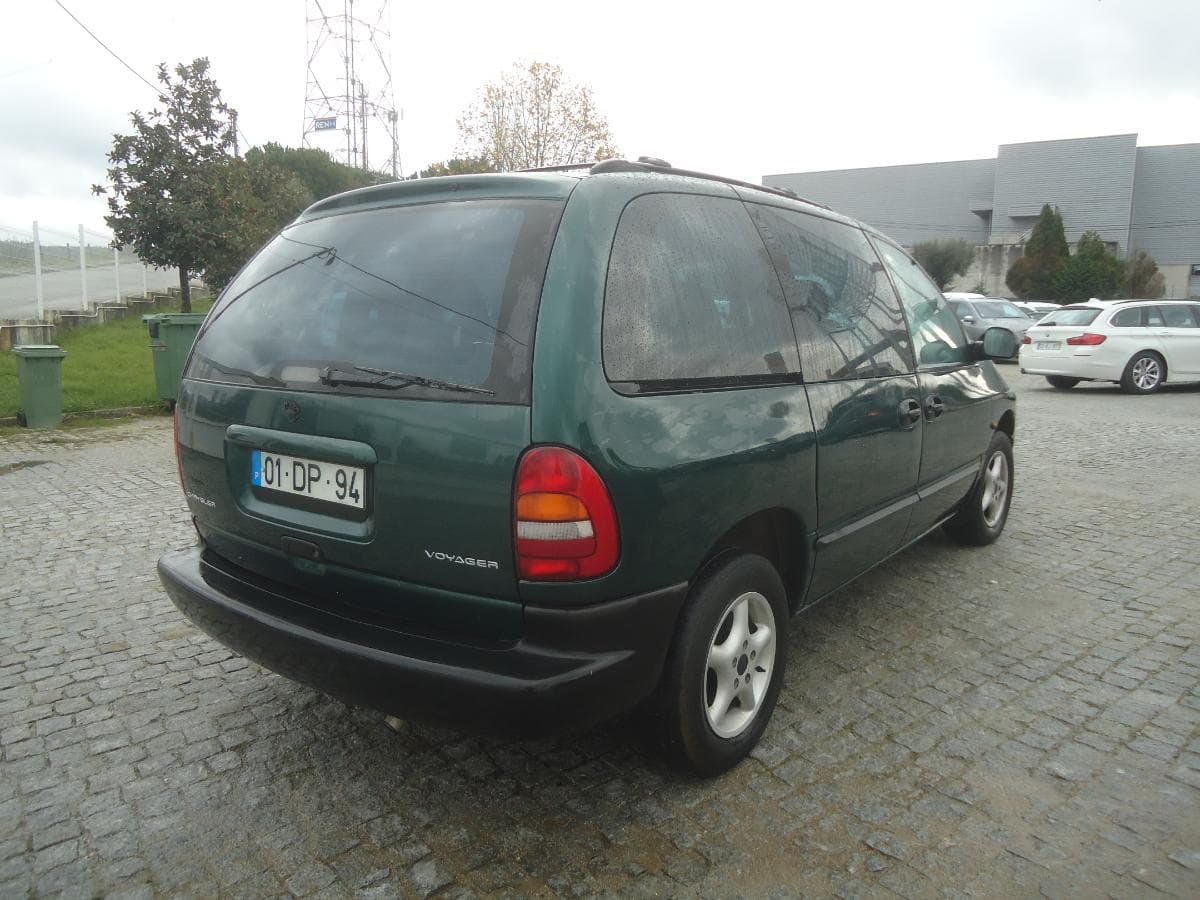 Chrysler Voyager 2.0 — image 6
