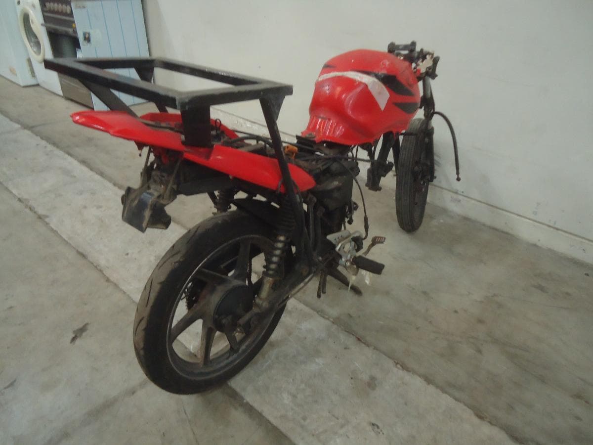 Motocicleta Honda — imagen 4