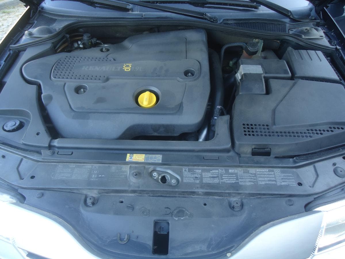 Renault Laguna 1.9 DCI — imagen 17