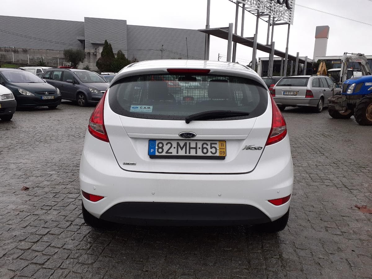 FORD FIESTA — imagen 5