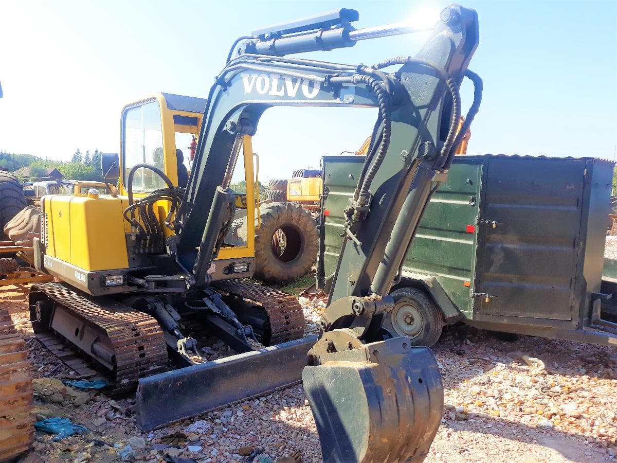 Mini Giratoria Volvo 5 Tn — imagen 3