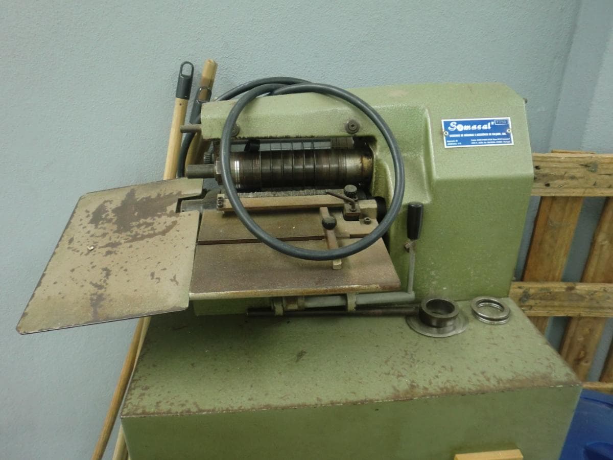 Máquina de cortar tiras