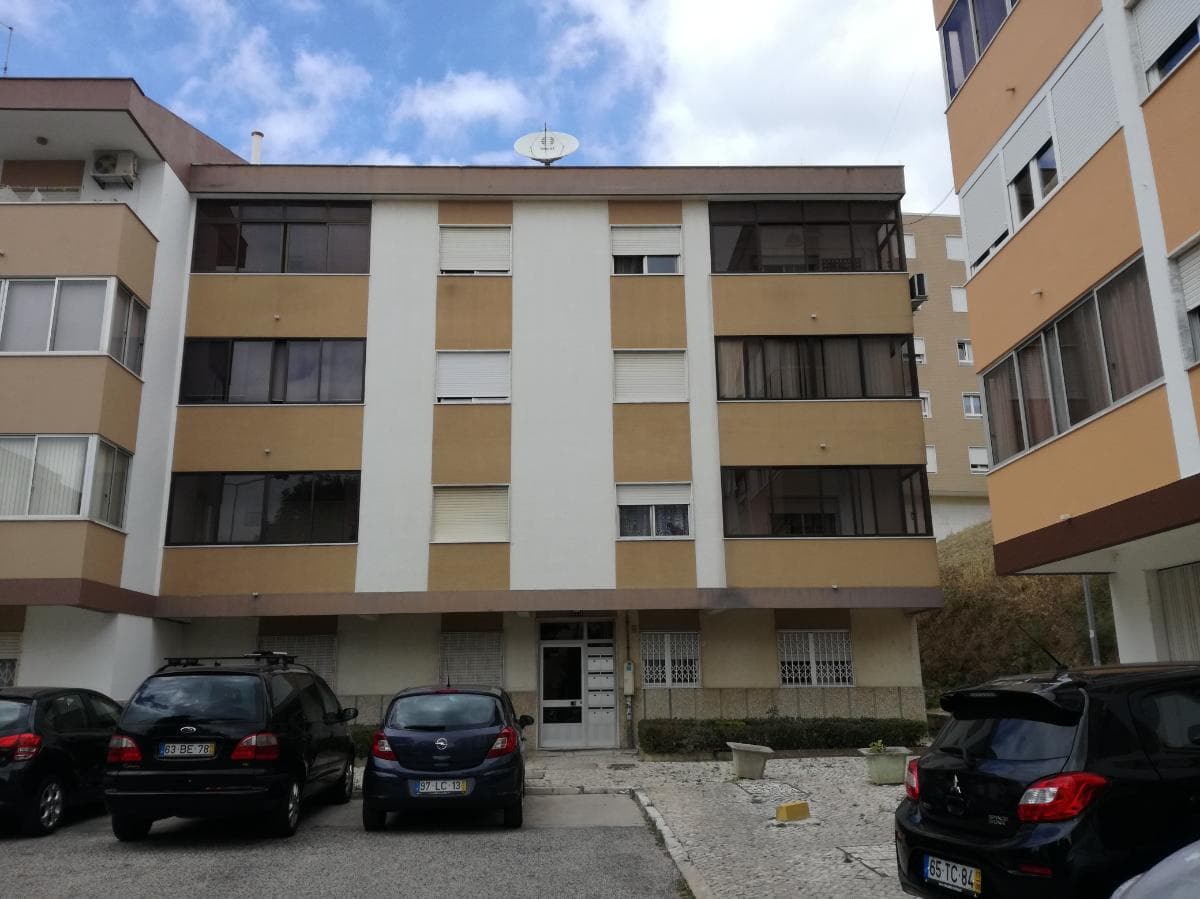 Apartamento T2 · V. F. Xira — imagem 1