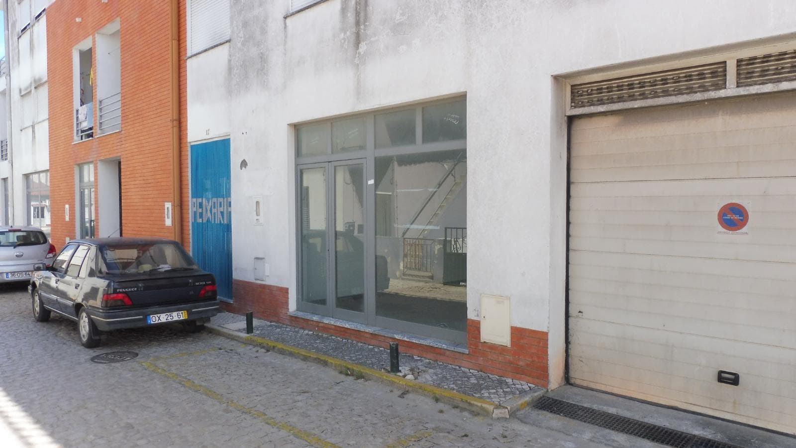 Loja · Montijo — image 1