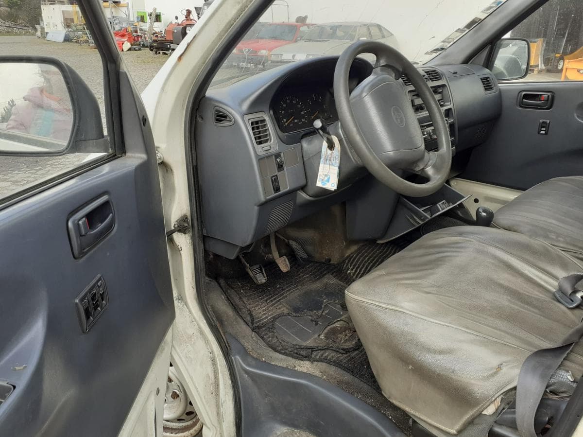 Toyota HIACE — imagem 7