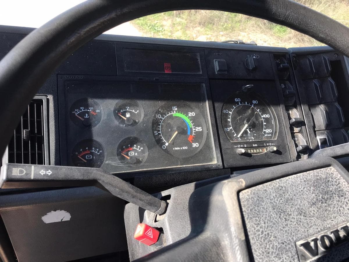 Camión Volvo FL6 Turbo Multilif — image 10