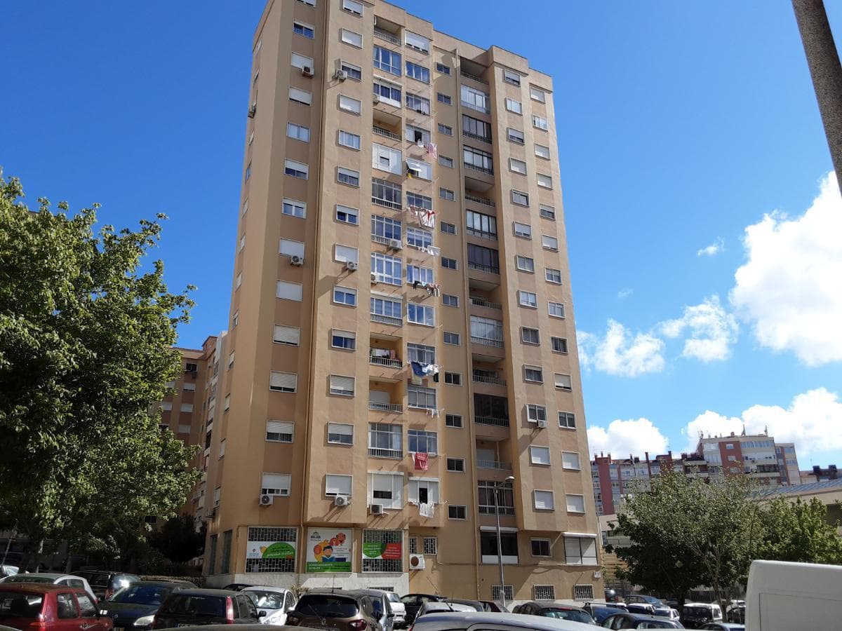 1/2 Apartamento T3 · Amadora — imagen 13