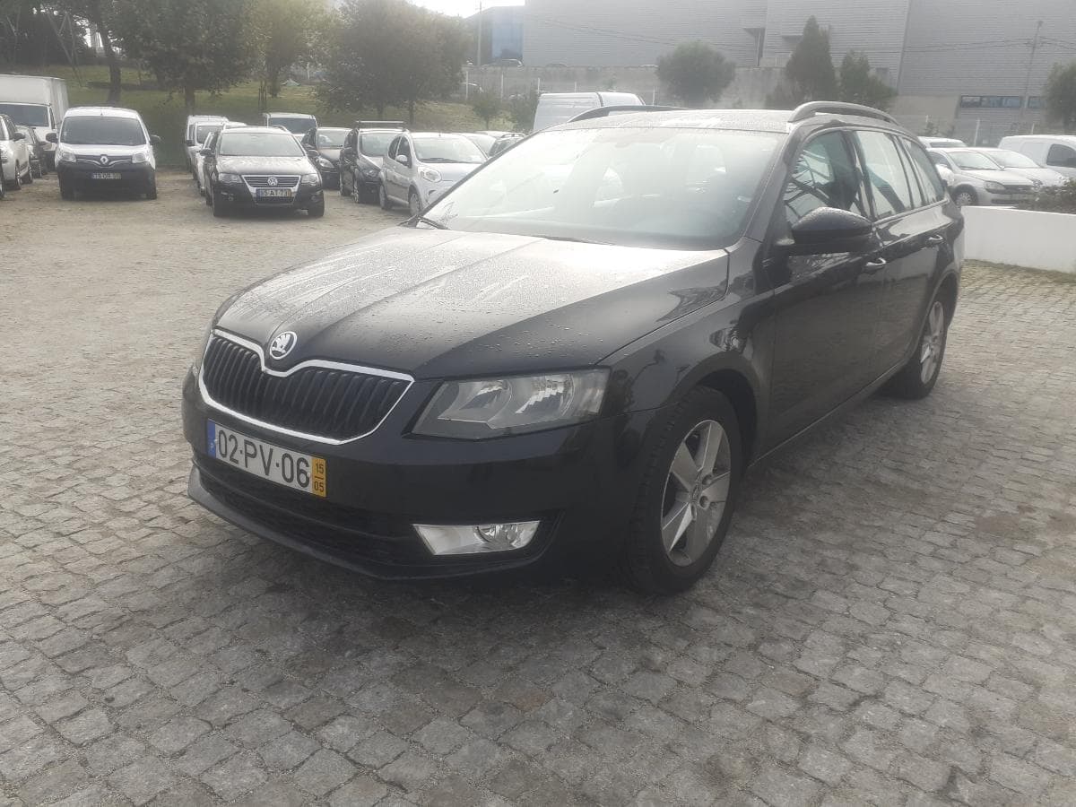 Skoda Otávia 1.6 TDI · Ano 2015 — imagen 3