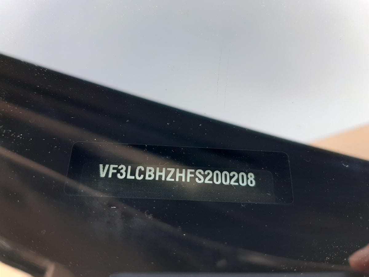 Peugeot 308 1.6 Blue HDI · Ano 2015 — imagen 28