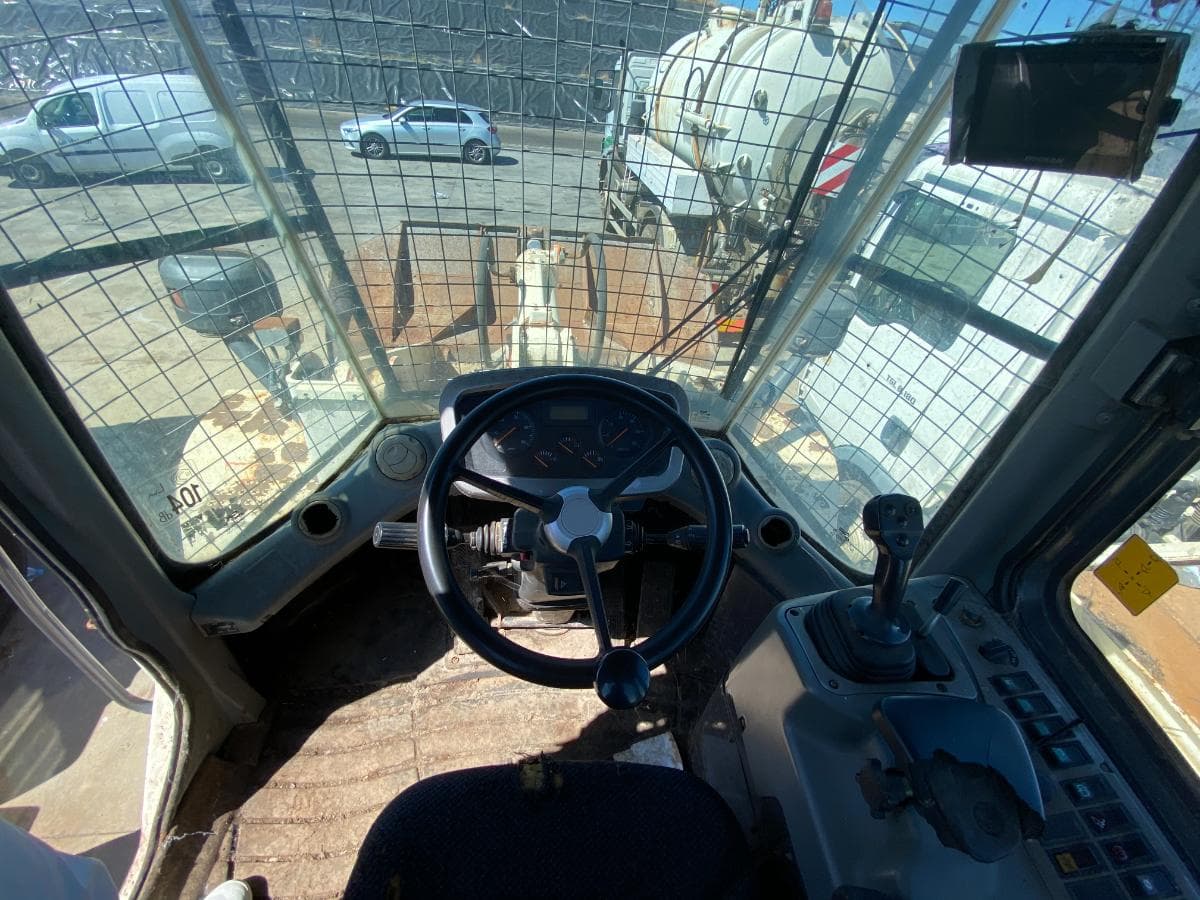 Pá de rodas Doosan DL 200 · Avis — imagen 5