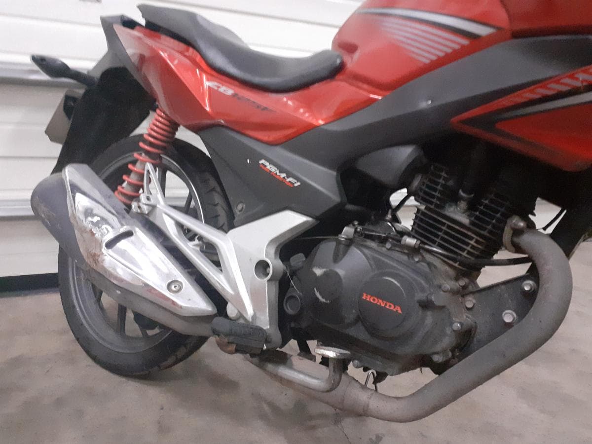 Honda CBF · Ano 2015 — image 7
