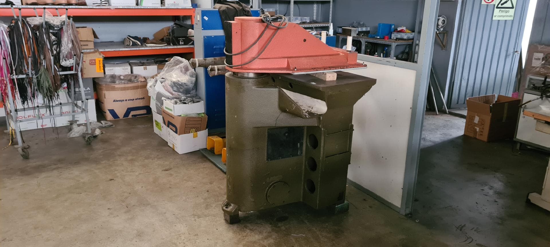 Unidade de Produção de Calçado — image 108