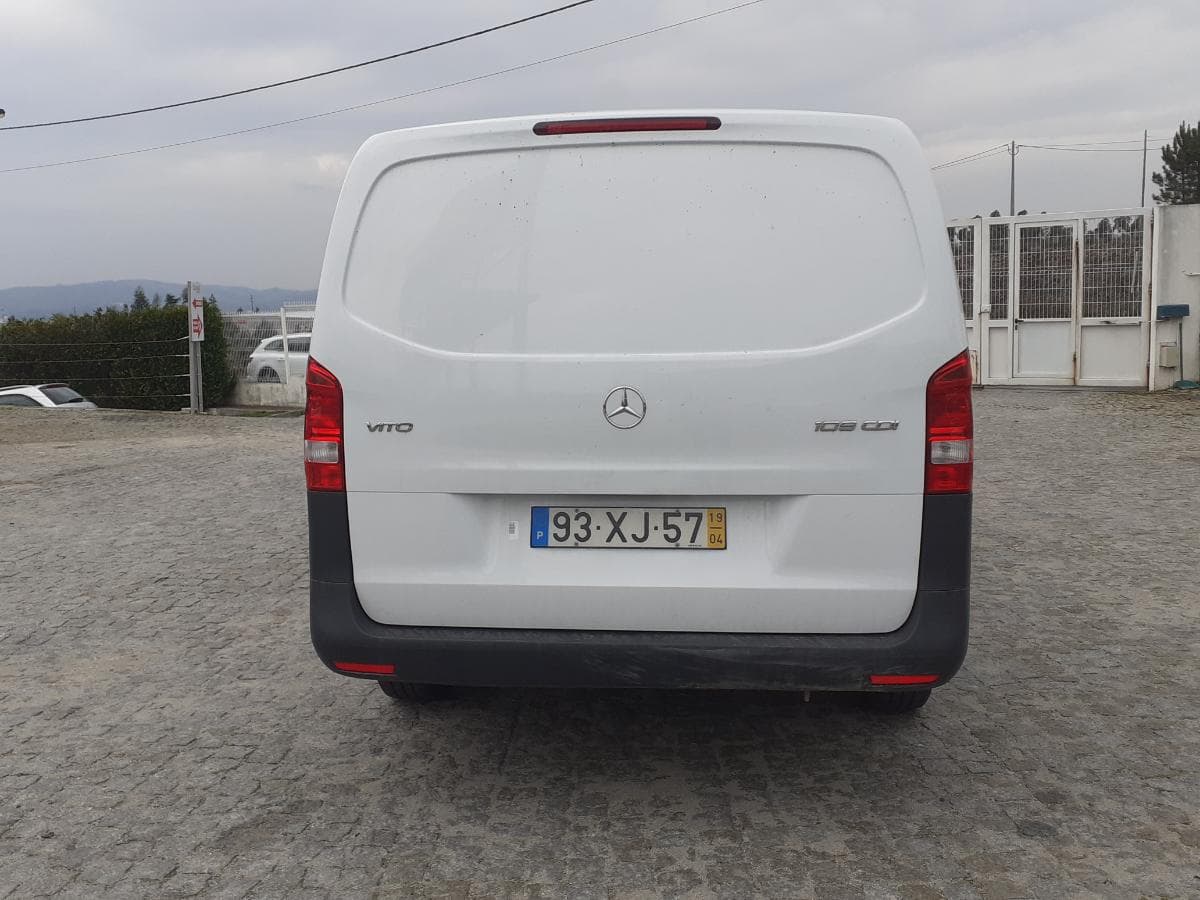 Mercedes-Benz Vito Van 109 CDI · Ano 2019 — imagem 5