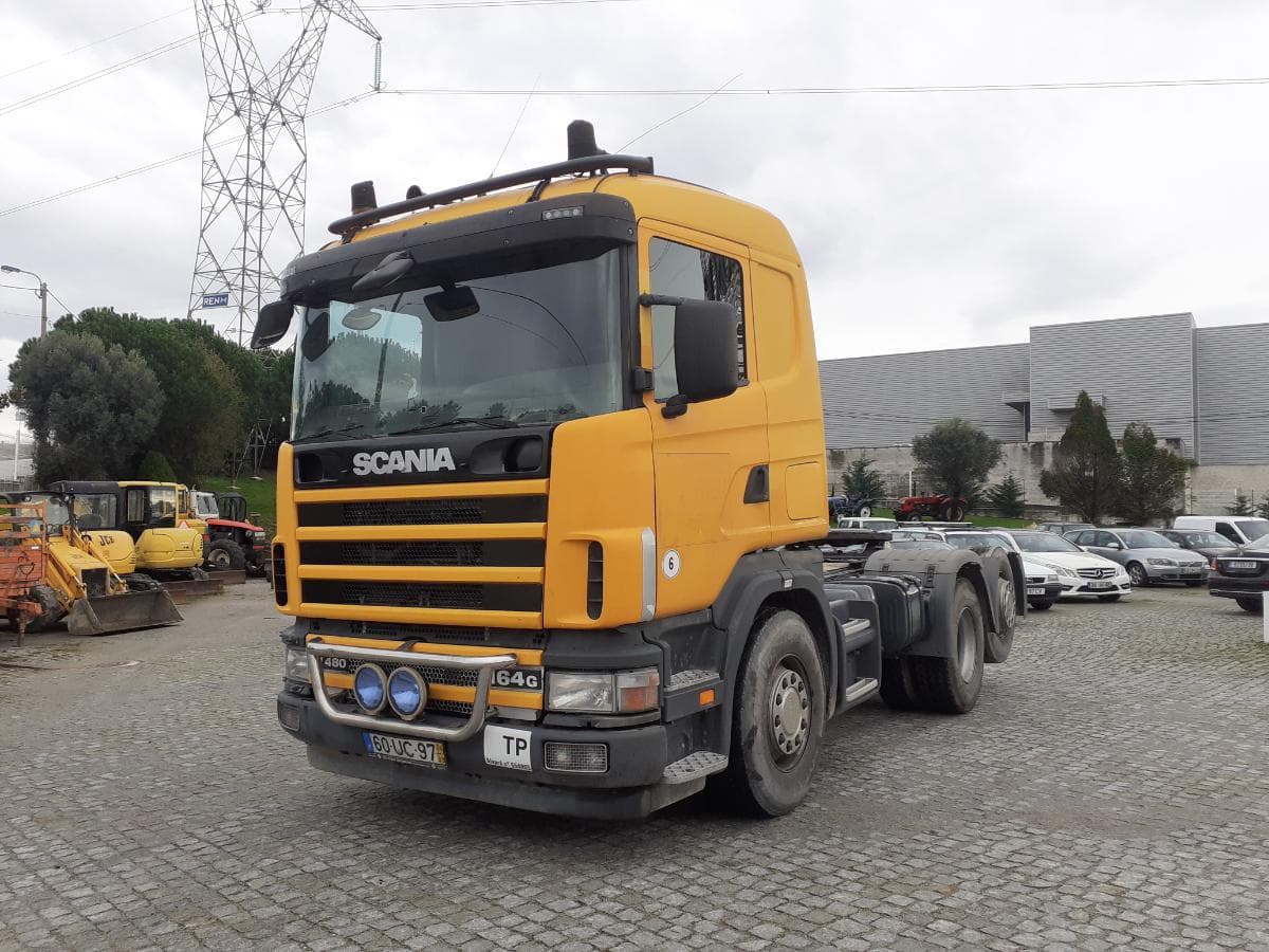 Scania 3 Eixos Direcional · Ano 2004 — imagen 1