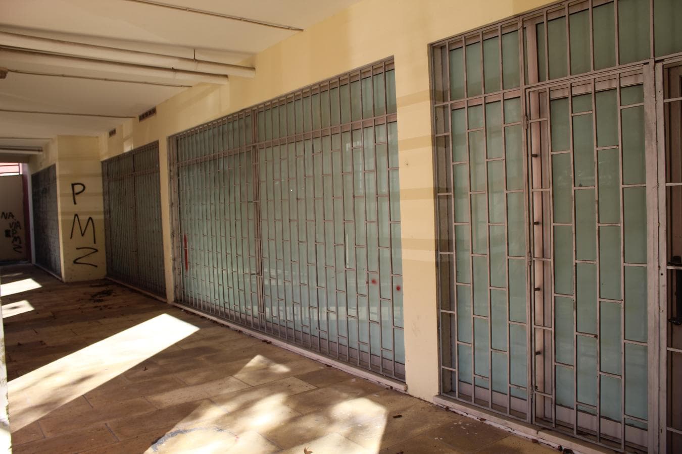 Local comercial · Amadora — imagen 2