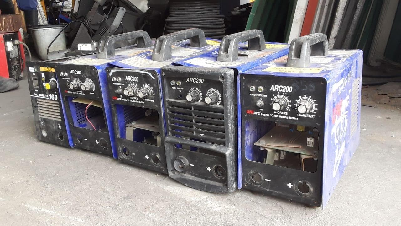 Máquinas de soldar + Máquinas de soldar + Máquinas de soldar + Máquinas de soldar + Máquina de soldar + Máquinas de soldar + Máquinas de soldar + Máquinas de soldar + Máquinas de soldar + Máquinas de soldar + Máquina de soldar + Aquecedores de eletrodos + Aquecedores de eletrodos + Aquecedores de eletrodos + Aquecedores de eletrodos + Aquecedores de eletrodos · — imagem 18