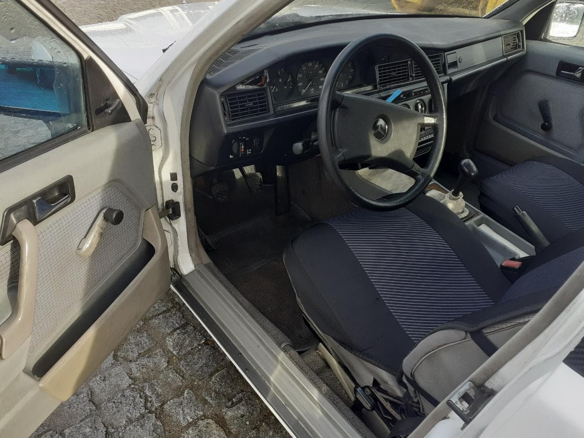 Mercedes-Benz 190D · Ano 1985 — imagen 12