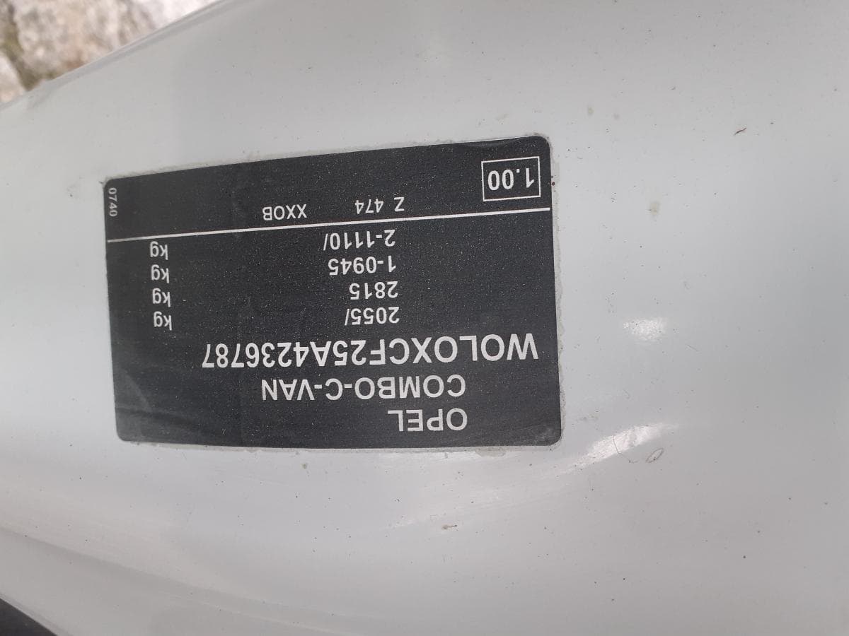 Opel Combo 1.7 CDTI · Ano 2010 — imagem 9