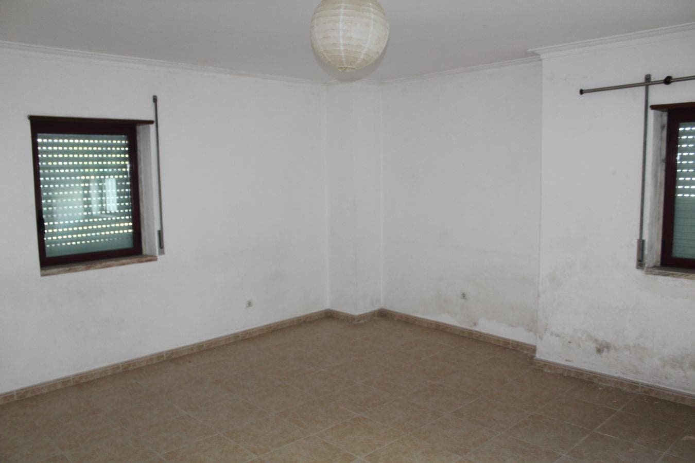 1/2 Apartamento T1 · Lugar de Garagem · Sintra — imagem 5
