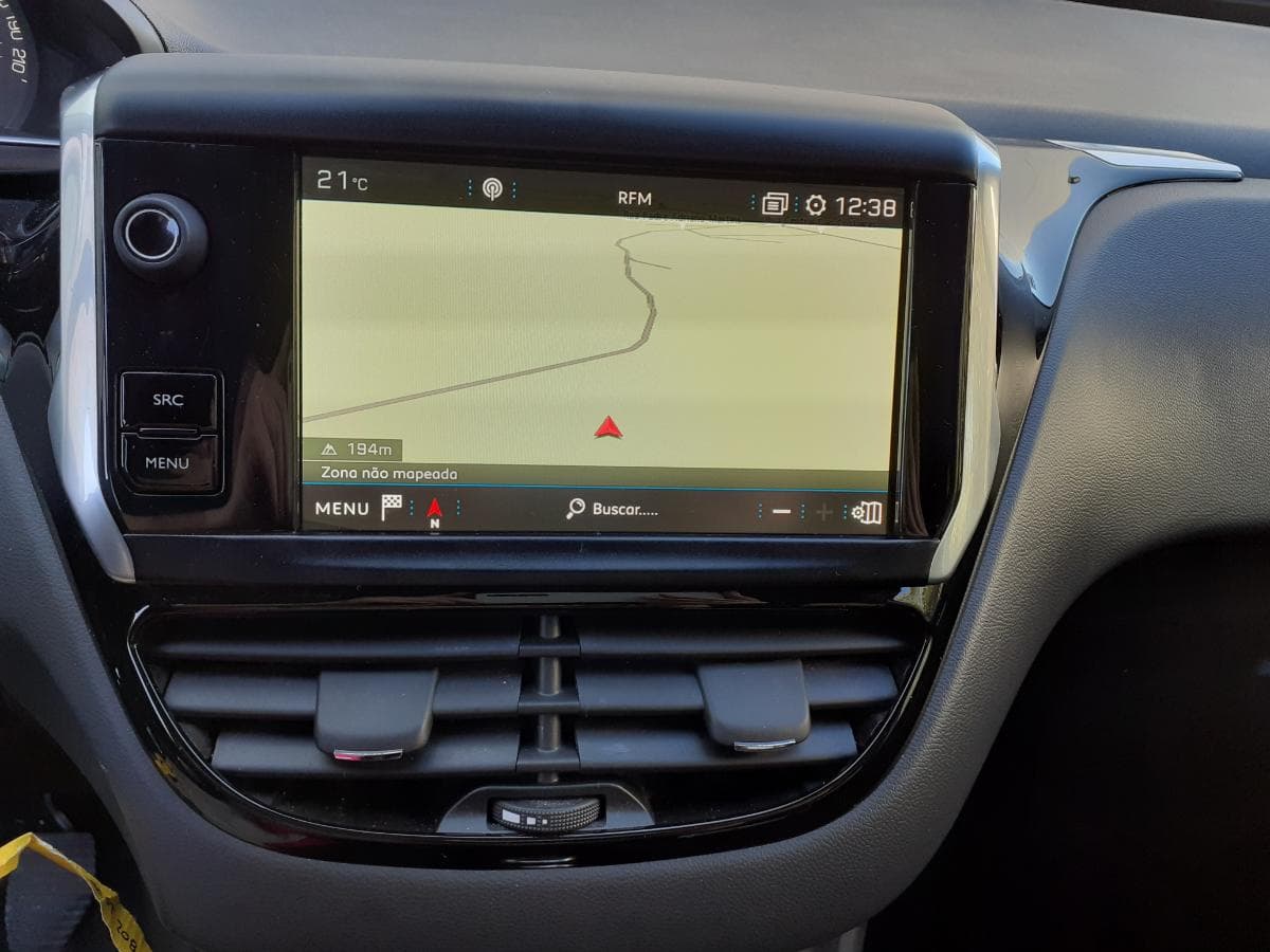 Peugeot 208 · Ano 2019 — image 14