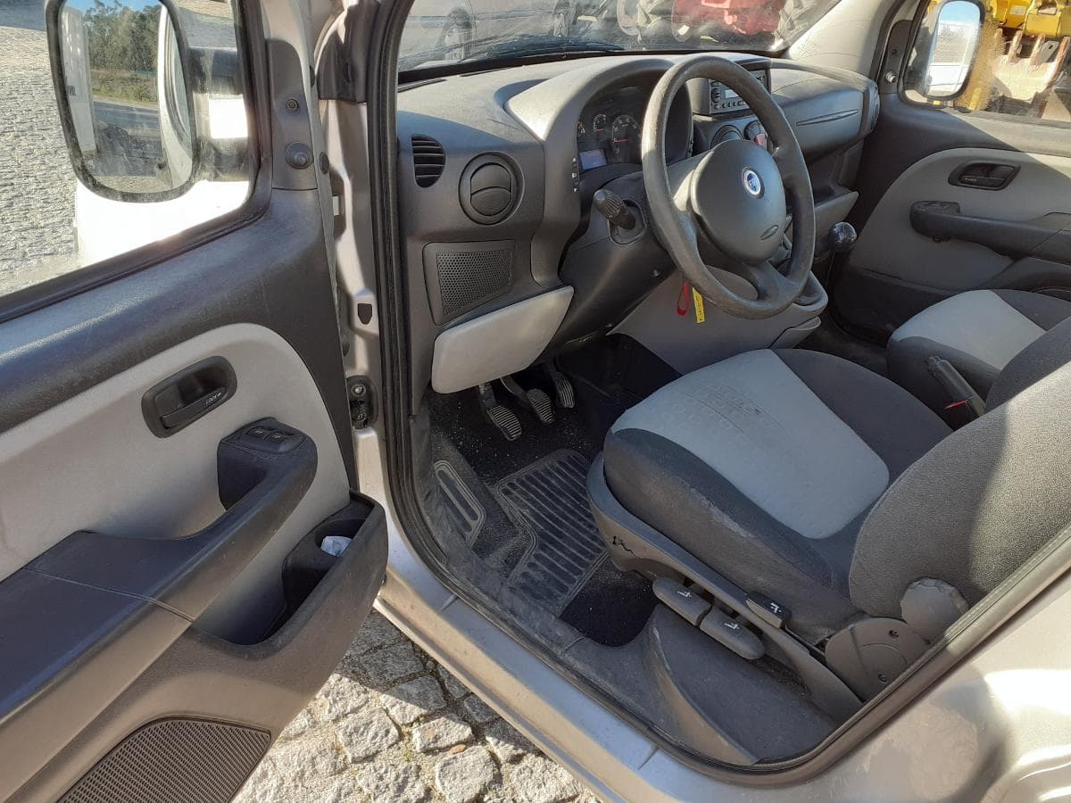 Fiat Doblo 1.3D · 7 lugares — imagen 7