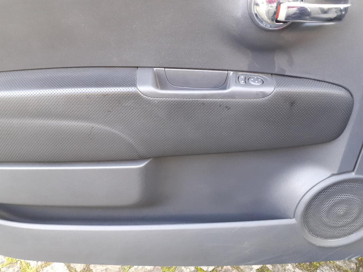 Fiat 500 C Cabrio · Ano 2010 — imagen 10