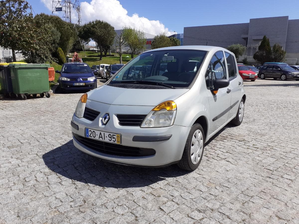 Renault Modus 1.2 16V · Ano 2005 — image 3