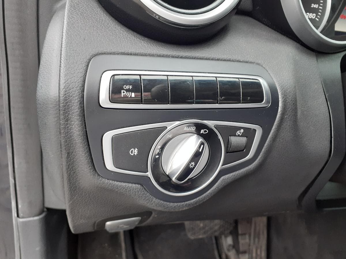Mercedes-Benz C 350 E Plug In · Ano 2015 — imagen 14